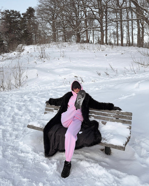 LUXE TRACKSUIT PANTS OVERSIZED BABY PINK - VITCHI VILANI